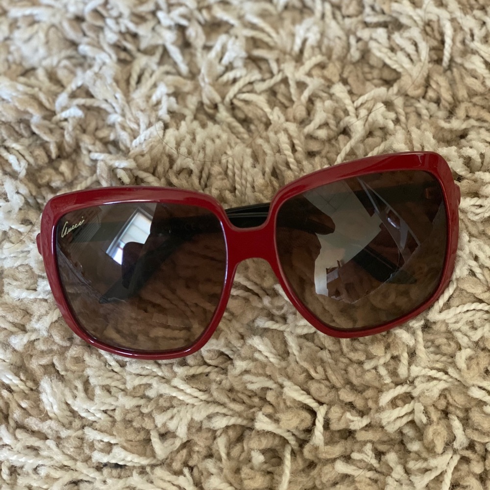 Gucci sunglasses 💯 authentic

#gucci #sunglasses - Picture 2 of 10
